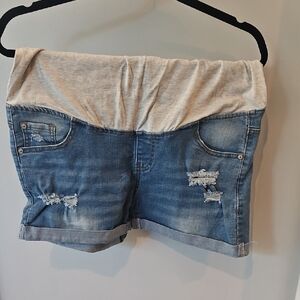 Stylish Blue Denim Women's Shorts